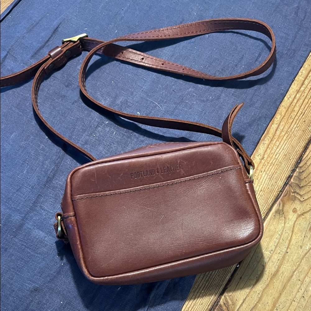 Portland Leather Brown Crossbody purse for